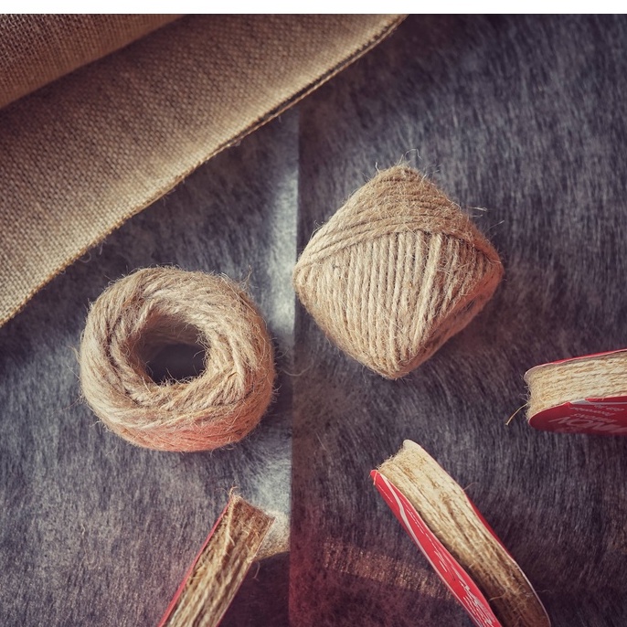 

TALI RAMI COKLAT / TALI GONI / TALI KARUNG / JUTE ROPE 3 PLY