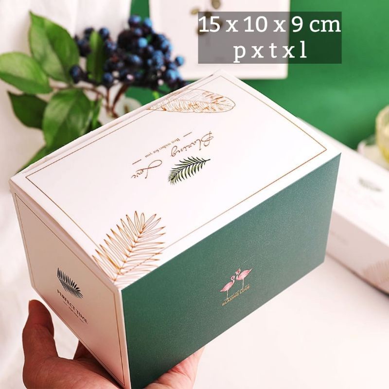 GIFT BOX KOTAK NASTAR PIA HAMPERS HADIAH LEAVES PUTIH BK 60