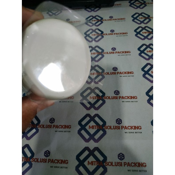 

Segel Botol Pot Apel Oval 12.5 Gram, Segel Botol Pot Skincare