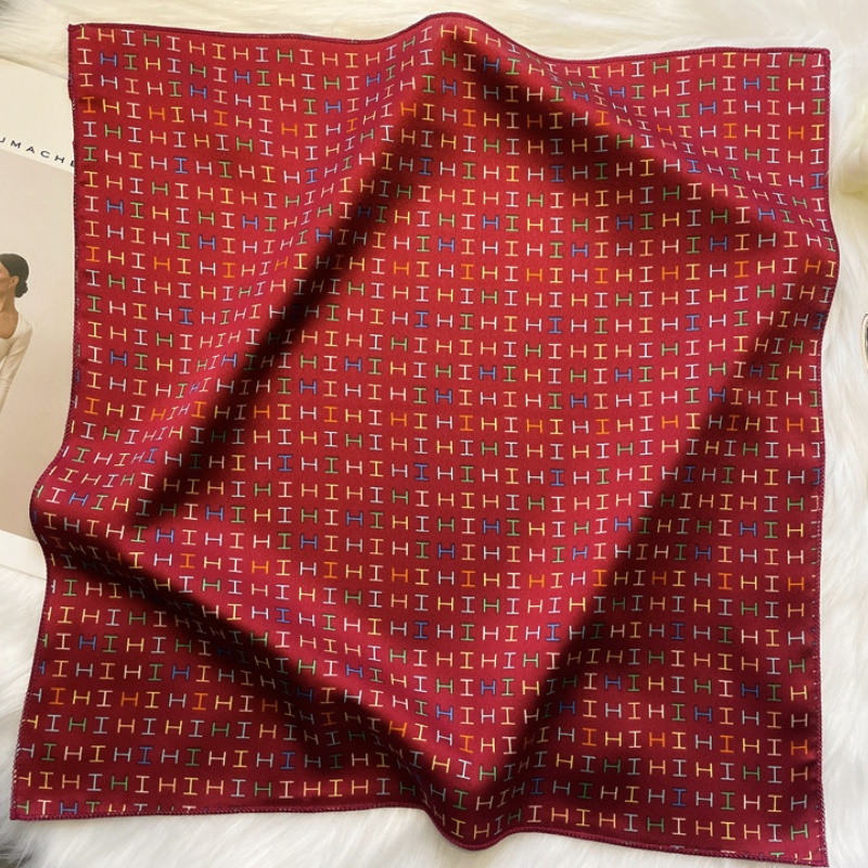 &quot;Nirae&quot; 50x50 cm Mini scarf, Scarf Leher, Scarf Tas, Bahan Silk Immitation