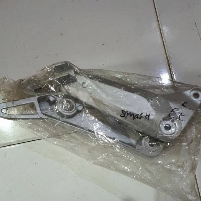 Footstep belakang smash lama