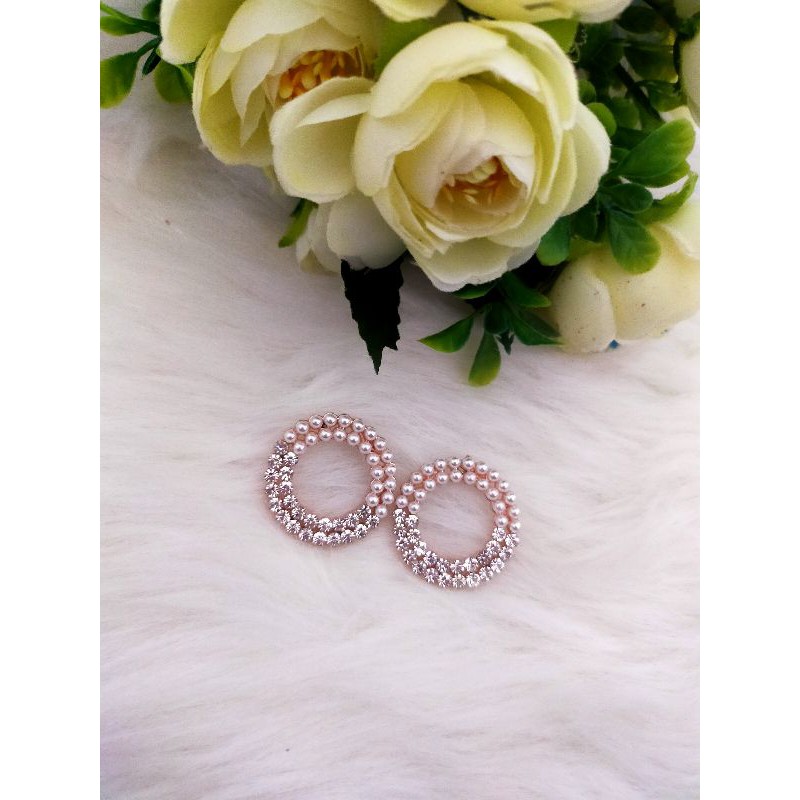 Anting crystal pearl bundar