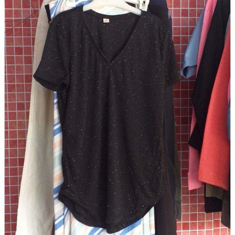 MOSSIMO Tshirt Kaos Vneck Black Hitam Wanita Women Original