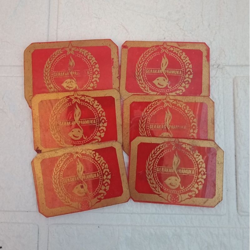 Pin Topi Putra Pramuka Penggalang Merah