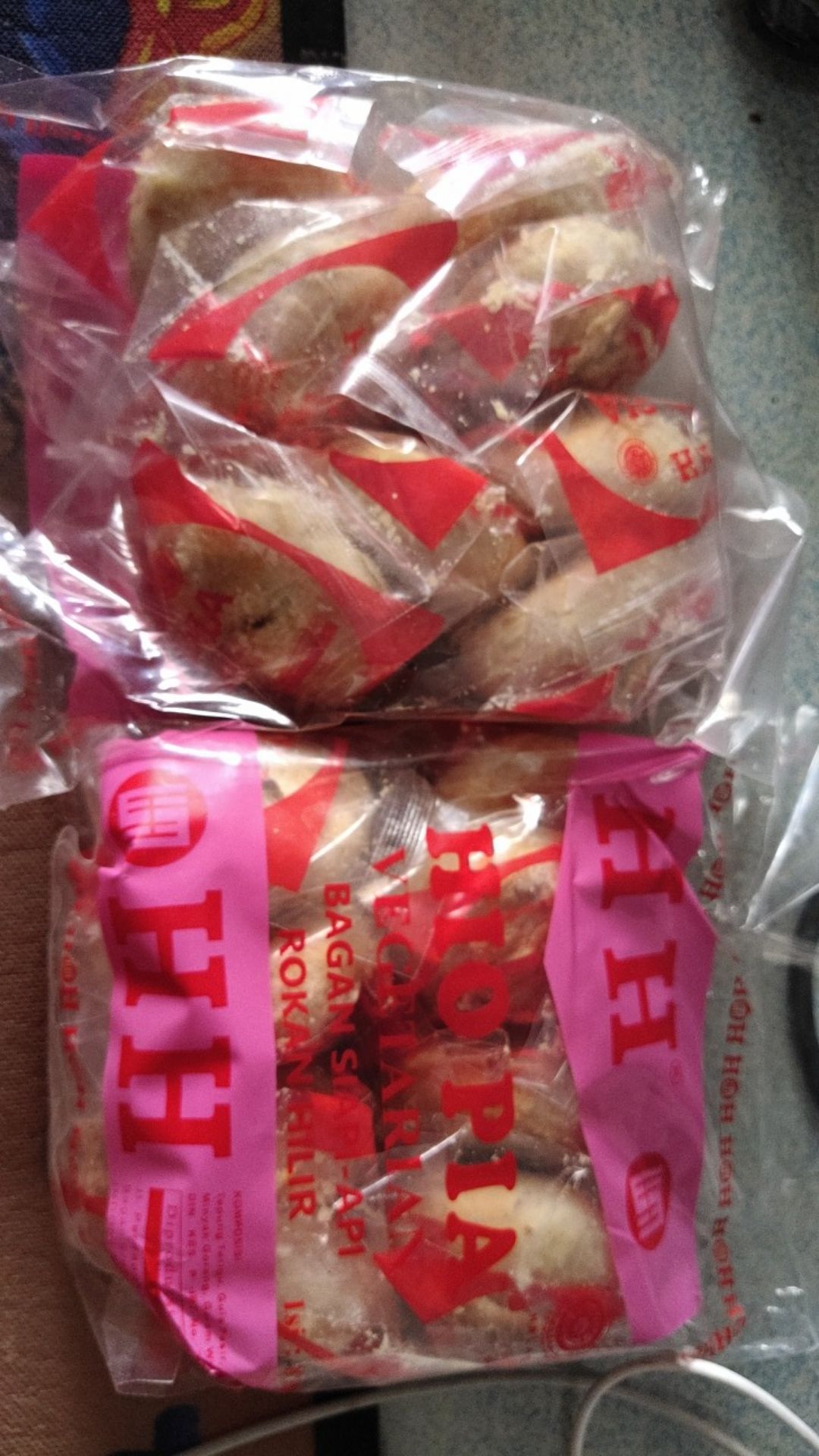 Kue Hio Pia Vegetarian Yang Isi Dalam Nya Manisan Buah Jeruk Merupakan Makanan