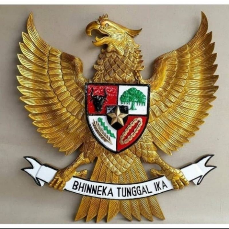 Abbasyjati - Patung Garuda Emas Bhineka Tunggal Ika Ukiran Furniture Jepara