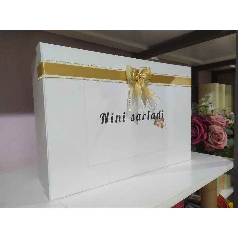 

KOTAK KADO BISA CUSTOM & REQUEST WARNA