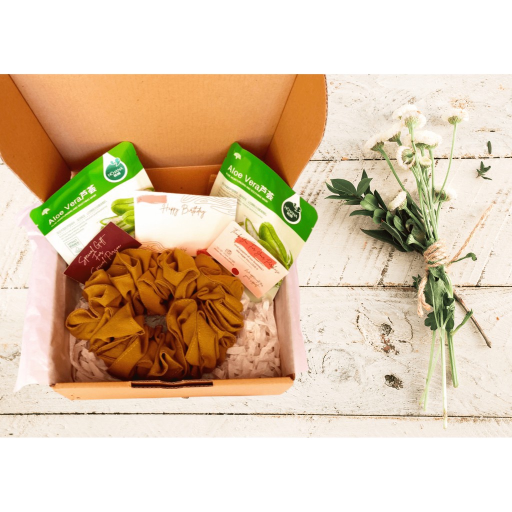 

Paket Sheetmask / Kado Wisuda / Kado Ulang Tahun /Kado Nikahan