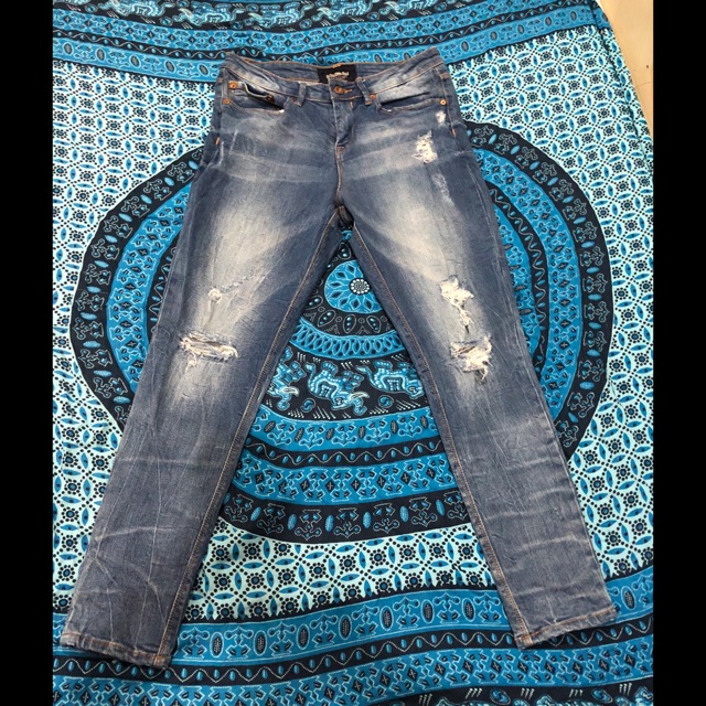 [PRELOVED] Sixteen Denim Scale Ripped Jeans