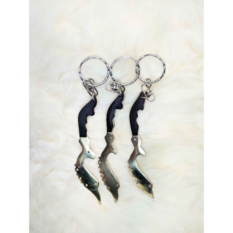 Gantungan Kunci Kujang Kuningan