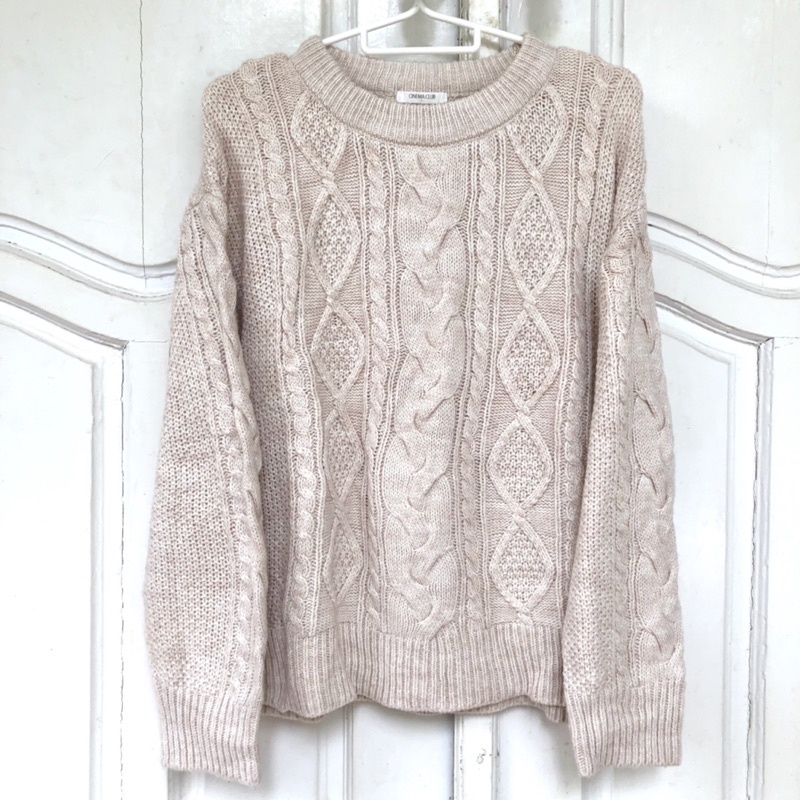 Sweater Kepang Cinema Club