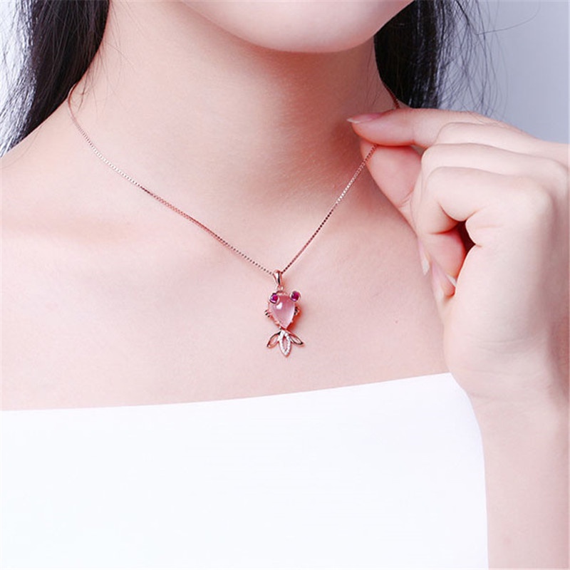 [Ready Stock]Fashion Rose Gold Plated Pink Crystal Small Goldfish Pendant Necklace