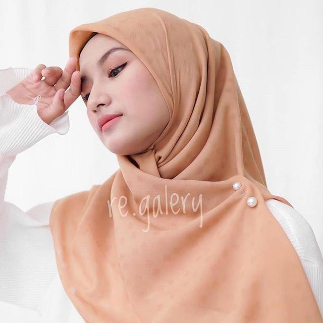 SEGIEMPAT POTTON BURBERRY / SEGIEMPAT BURBERRY / POTTON BURBERRY