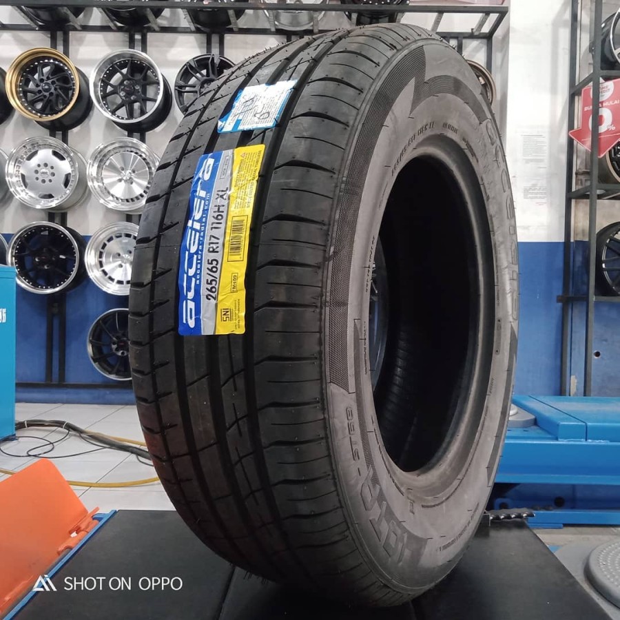 Ban Oem Standar Pajero Fortuner Ban Mobil ACCELERA IOTA ST68 265 65 R17