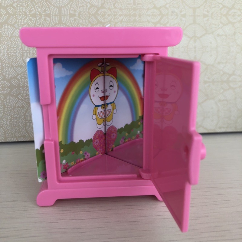 Mainan McD Happy Meal - Doraemon Miraculous Science - Amazing Reflection Anywhere Door