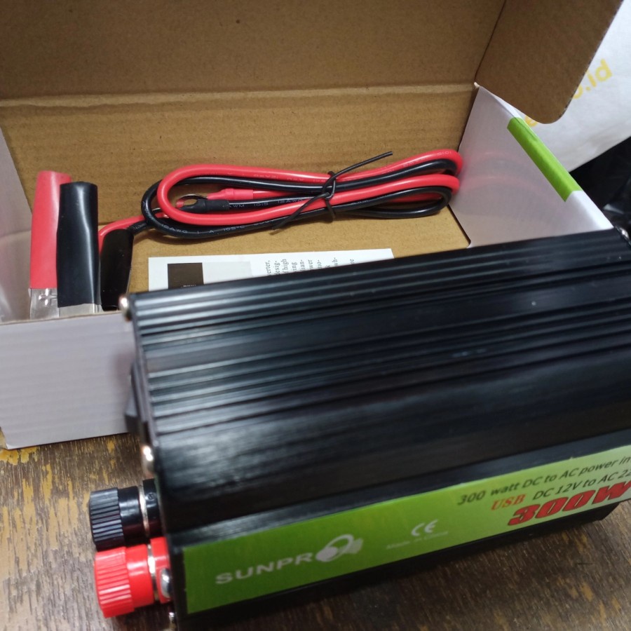 POWER INVERTER PI-300 watt / CHARGER AKI MOBIL MOTOR