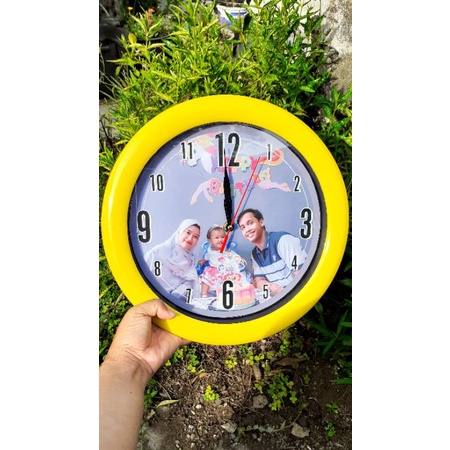 JAM DINDING /JAM CUSTOM FOTO / KADO ULANG TAHUN / WEDDING /ANNIVERSARY