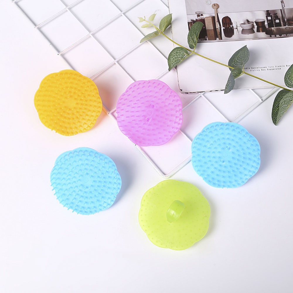 【COD Tangding】Bathroom Head Comb Brush Shampoo Comb Pet Bath Brush Supplies Plum-shaped Round Brush