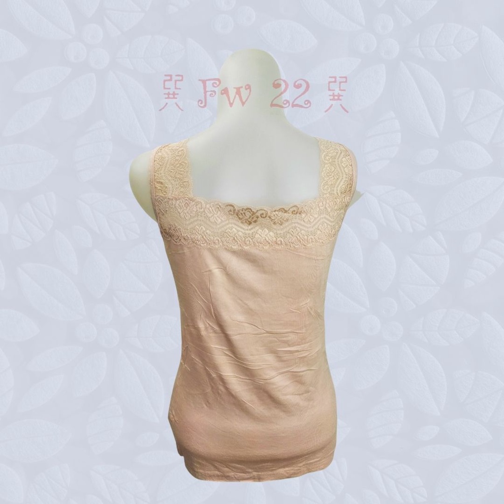 Tanktop Sorex 5013 Berbahan Katun Bambu dengan Leher V Neck dan Berenda