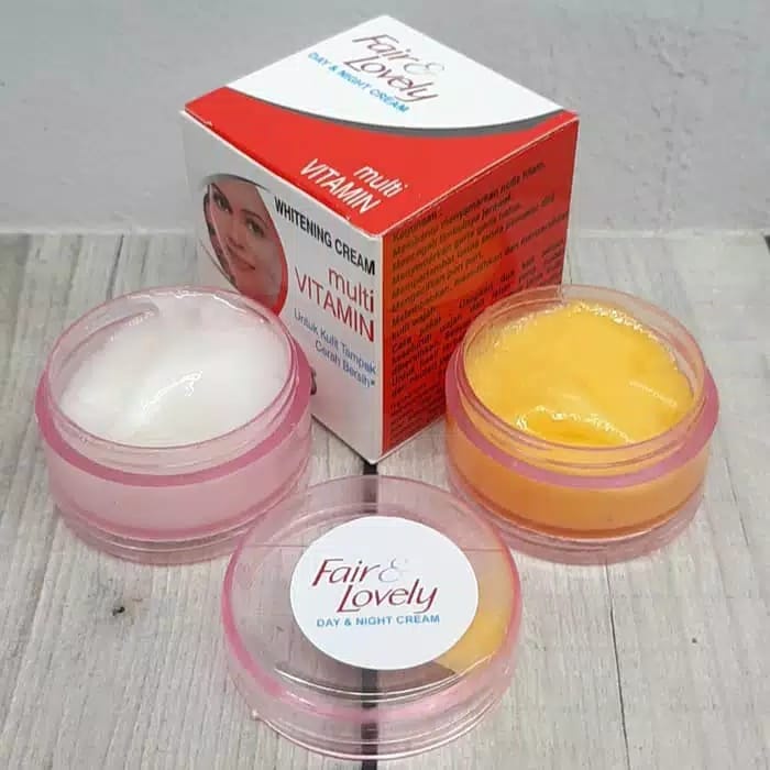 Paket 4 in 1 Fair &amp; Lovely Plus Bedak BB 2 In 1 Kemasan Pink -