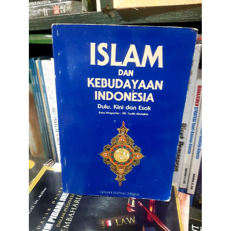 

Buku ISLAM DAN KEBUDAYAAN INDONESIA
