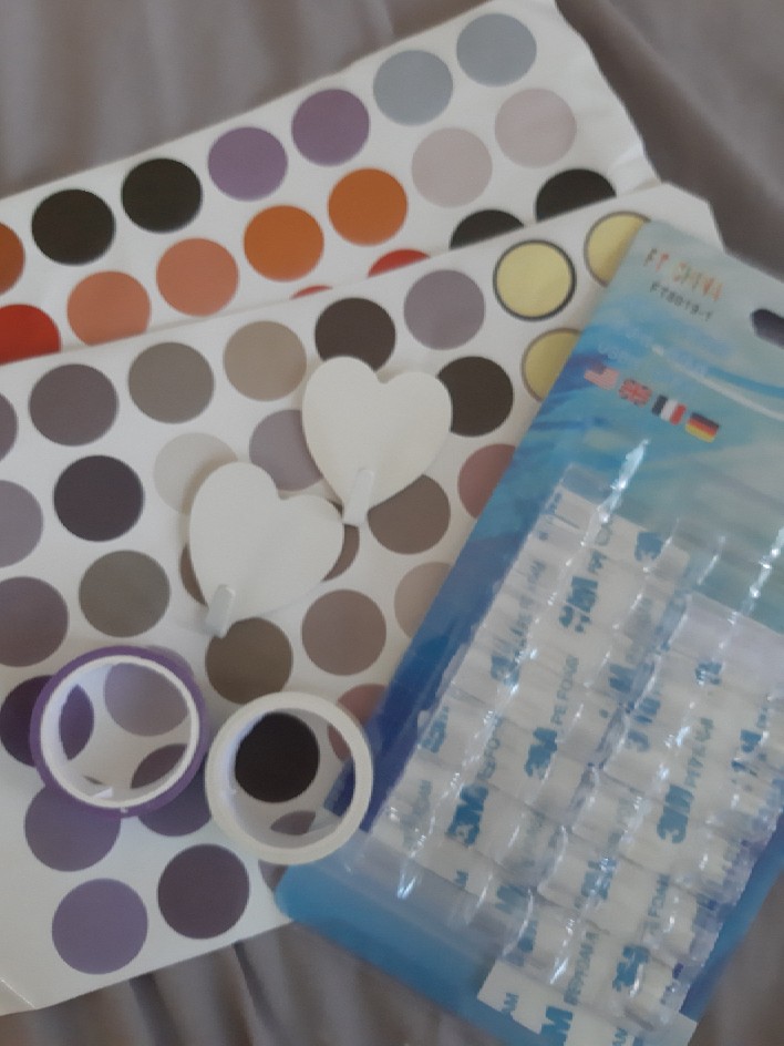 Gantungan Dinding Pengait Bahan Stainless Steel Bentuk Hati Warna Warni Untuk Dapur/kamar Mandi