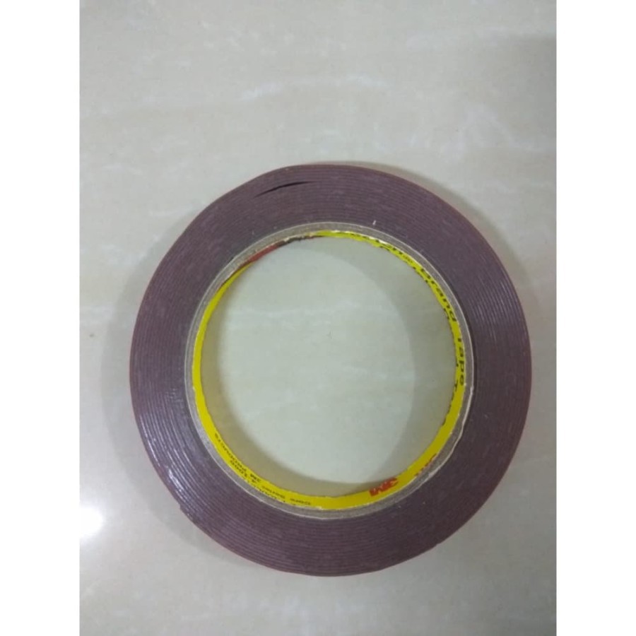 

Double Tape / Lakban Bolak Balik 3M Merah