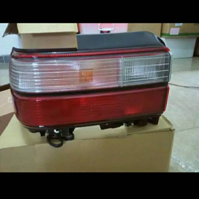 Lampu belakang stoplamp great Corolla