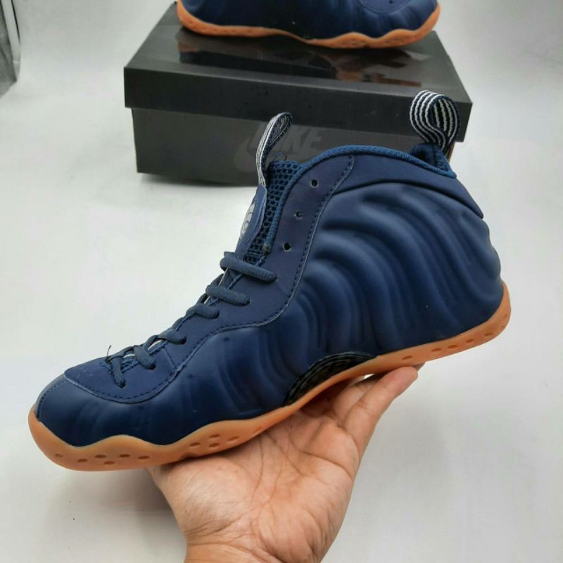 foamposite one midnight navy