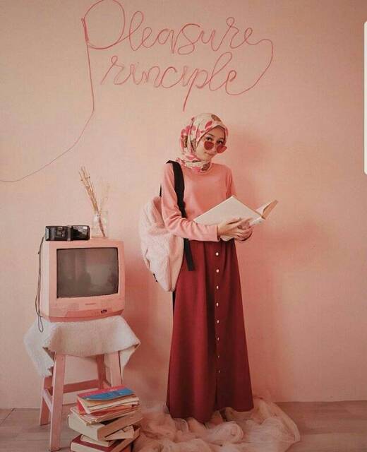 SALE BUTTON SKIRT.. Ready warna. Peach