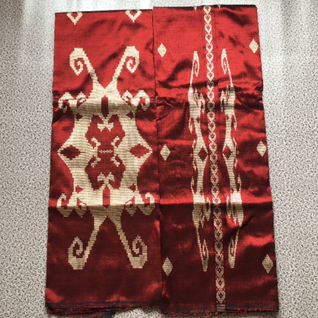 Songket Silungkang motif borneo