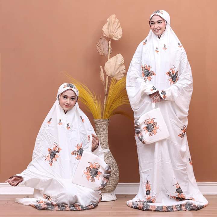 Mukena Lajuran Rayon Adem 23 / Coza Batik