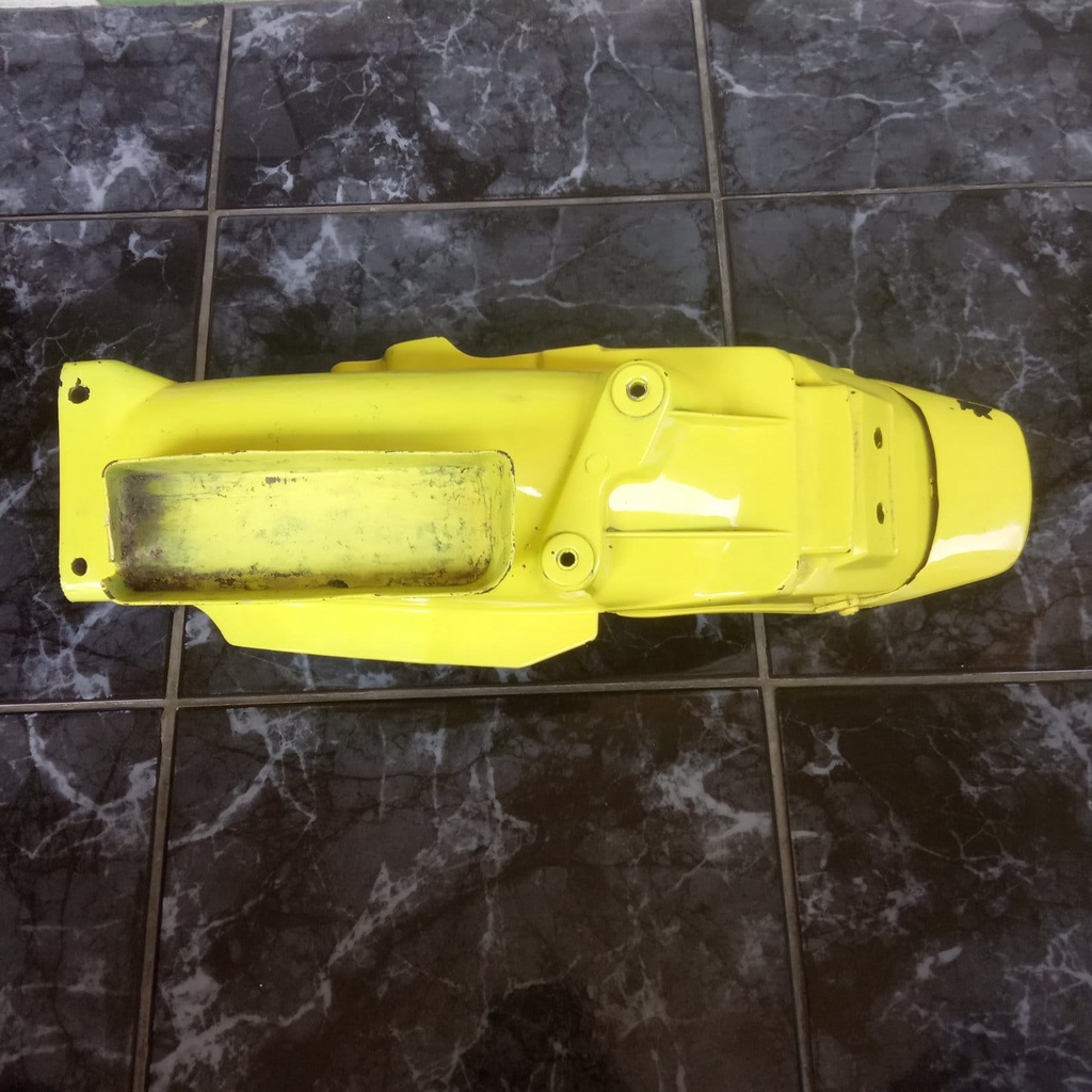 Slebor spakbor belakang Yamaha alfa kuning original copotan yamaha alfa