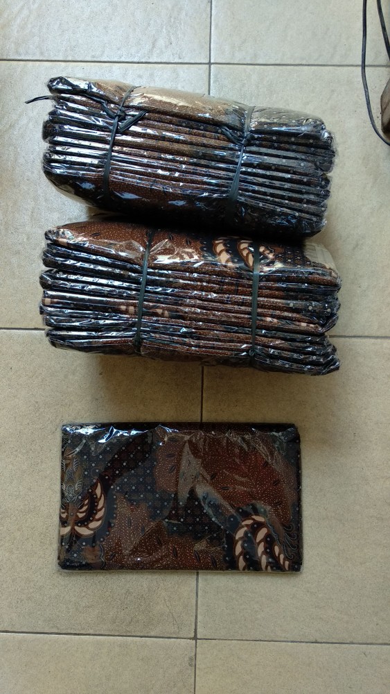 Kain Batik Solo Katun Halus Handprint Sogan Garuda Bokor Seri Saturnus 105.000