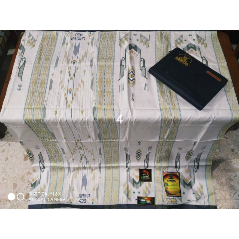Sarung lamiya sutra motif sge