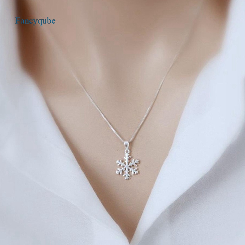 Fancyqube Kalung Rantai Liontin Snowflake Warna Silver Untuk Wanita