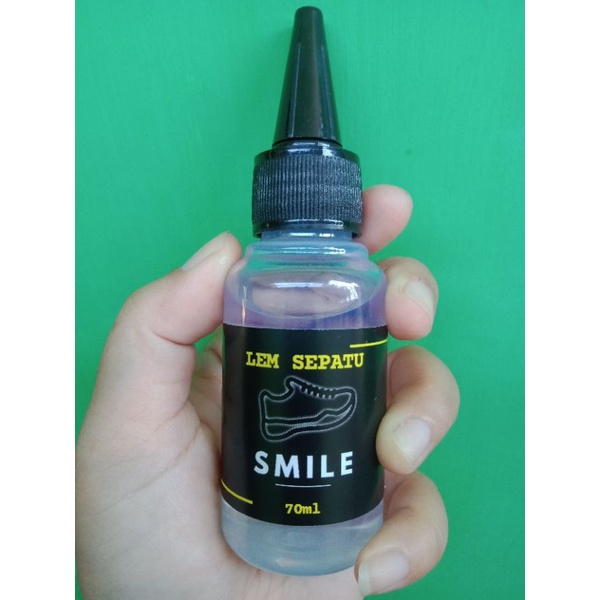

Lem bening super rekat 70ml awet, kuat, tahan lama dan cepat kering