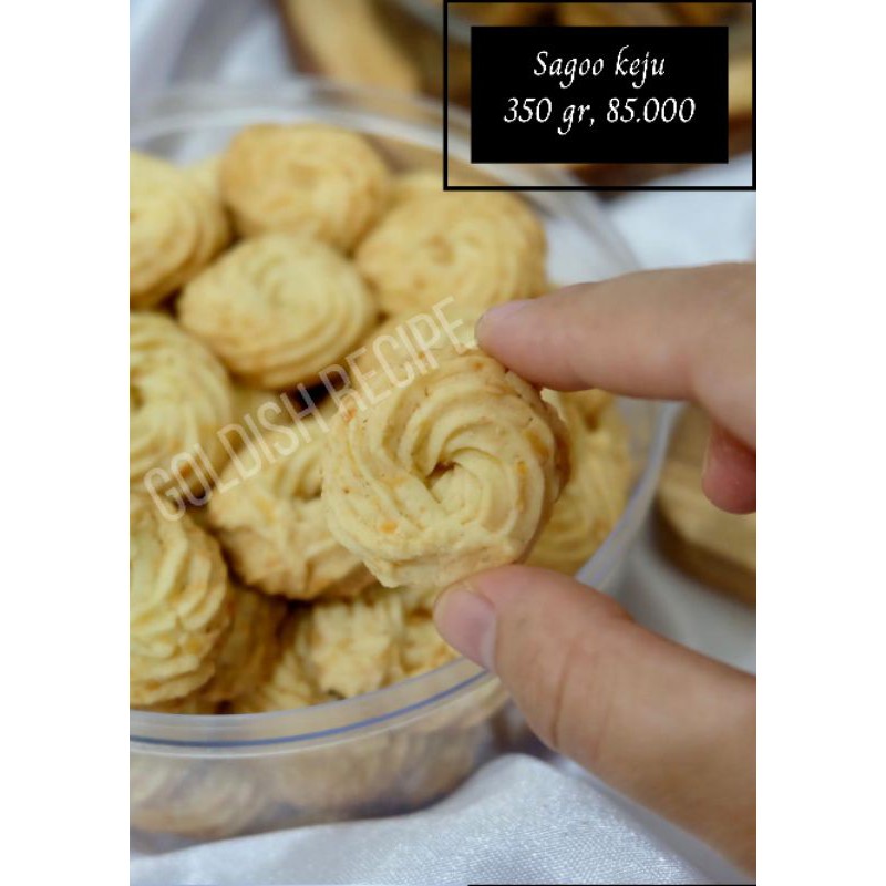 

Sagoo keju cookies, kue kering enak dan renyah. BEBAS BAHAN KIMIA!!!!