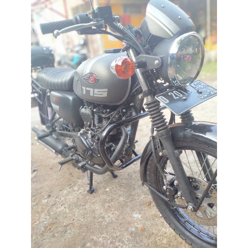 engine guard crasbar pelindung mesin Kawasaki w175 w175se w 175 pnp