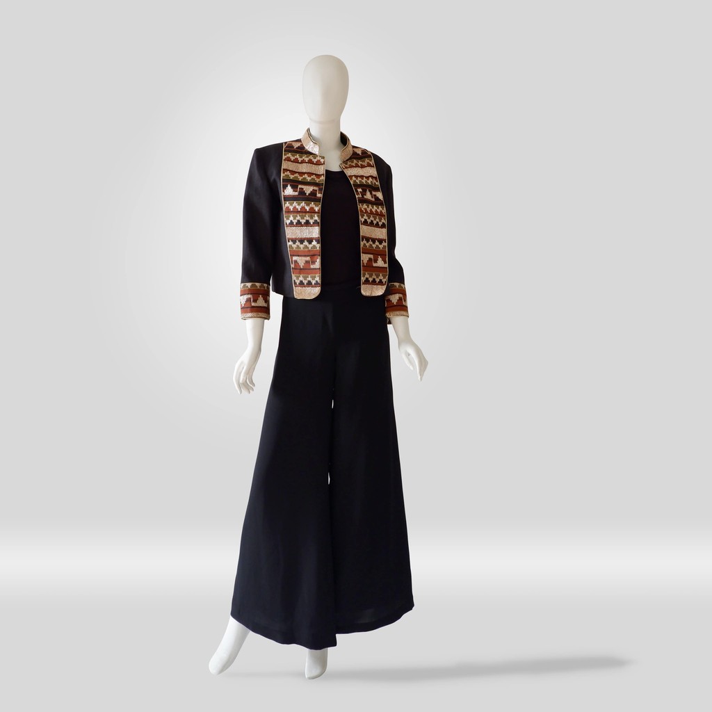 Poppy Dharsono - Outer Tapis Lampung