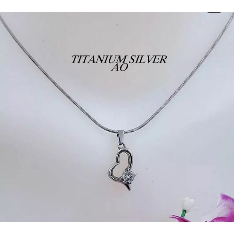 Kalung Titanium original leontin love