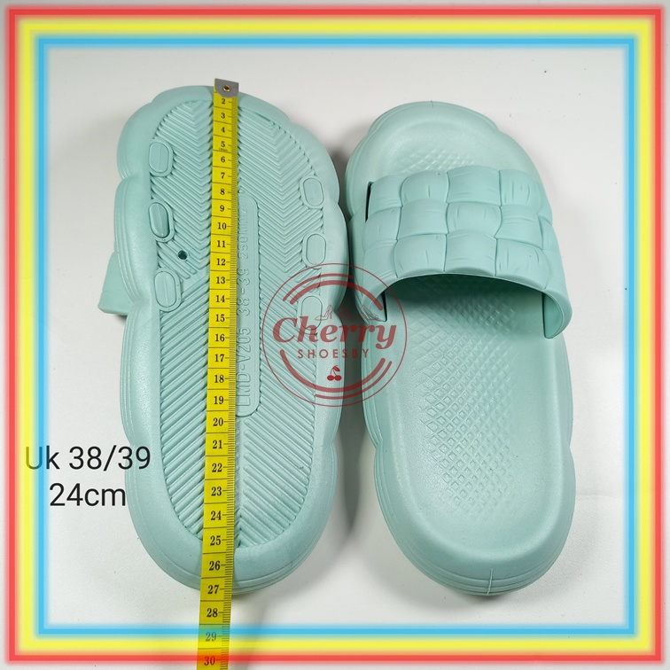 V205-2 Sandal Slop Karet Empuk Lentur Wanita Glanzton Sendal Rumahan Jelly Ringan Cewek Motif Kotak Tawana