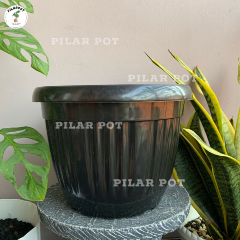 pot bunga tanaman plastik hitam Grace 30 kuping - GRACE 30 KUPING