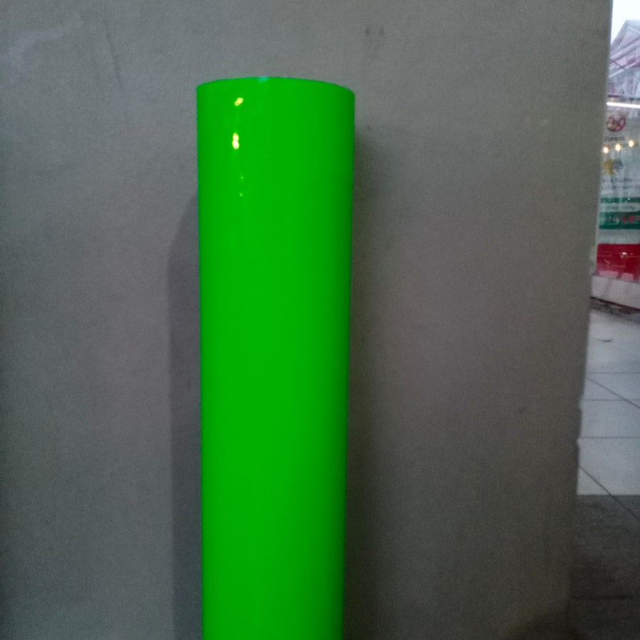 

Covering Film Solid Hijau Stabilo shine green 60cm x 100cm Plastik Cover Pesawat Balsa