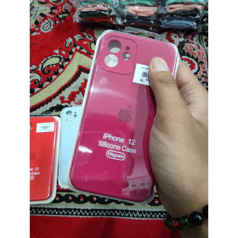 Hardcase Rubber iPhone 12