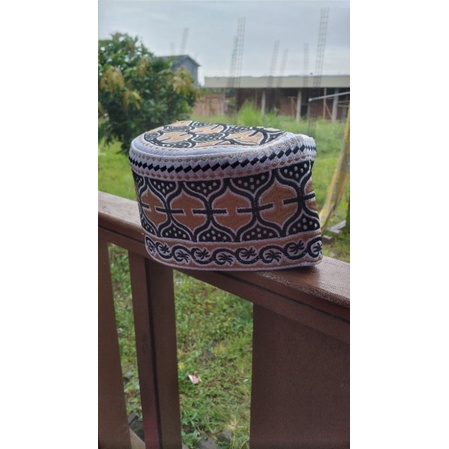 Peci Bangladesh peci temboro peci oman  ORIGINAL size 59