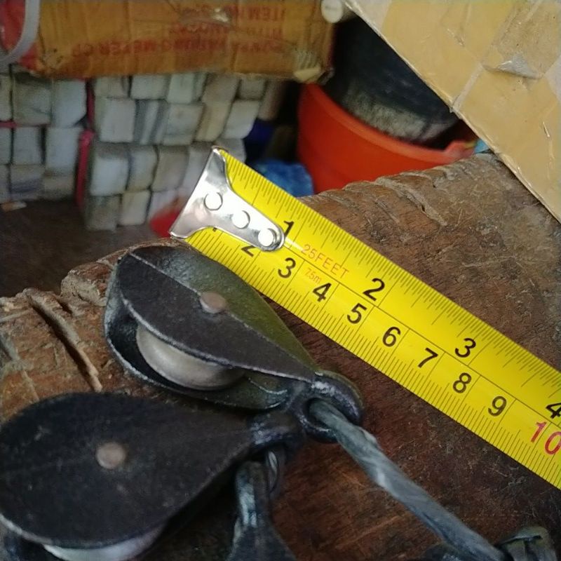 kerekan sangkar  burung besar