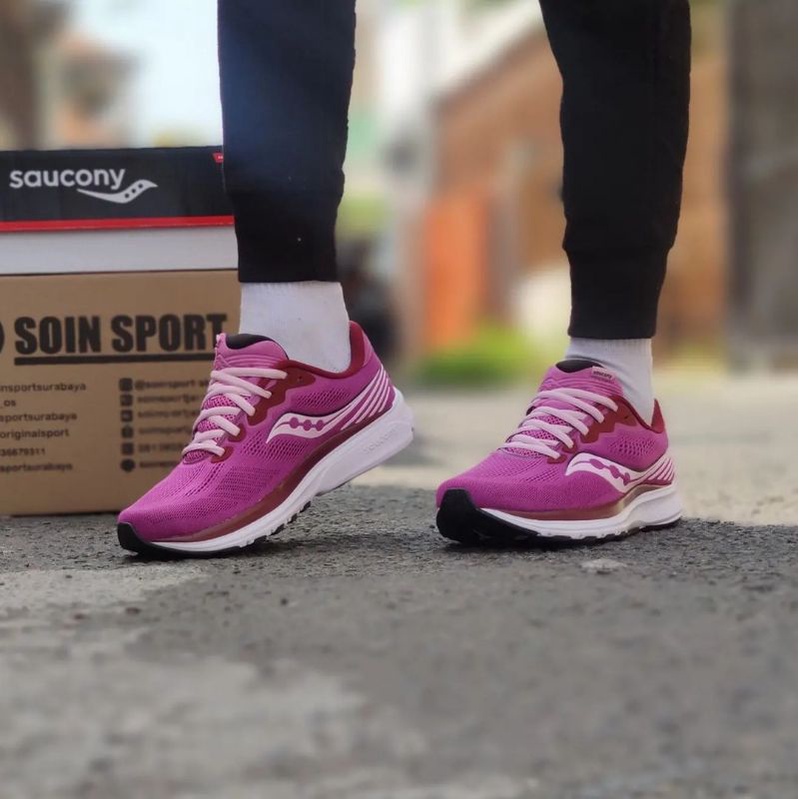 SEPATU LARI WANITA SAUCONY RIDE 14  (S10650-30)