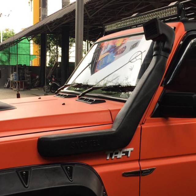 Snorkel Taft dan Feroza