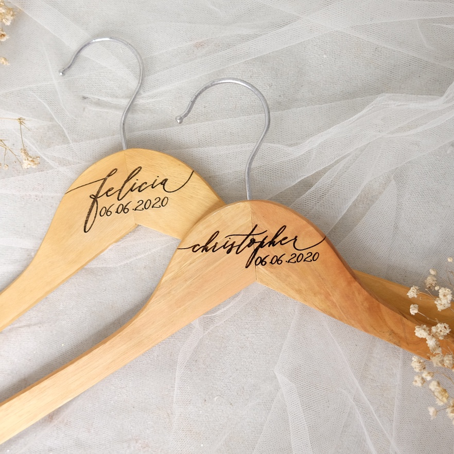 Wedding Hanger Natural Wood Foto Properti